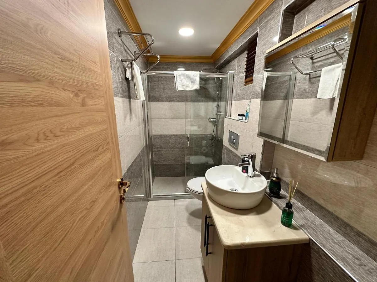 Golden Sail Hotel Old City Istanbul 2*,
